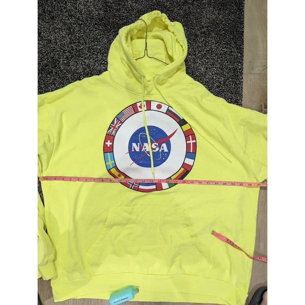 🥚3/30 NASA Hoodie - Picture 6 of 7
